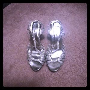 Wild Rose Silver Heels